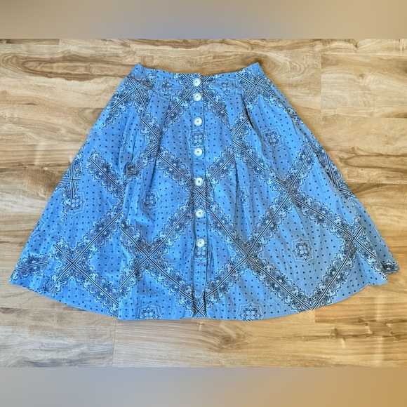 Modcloth Taming the Wild West A-Line Skirt in Blue Bandana - Size M - Picture 2 of 5